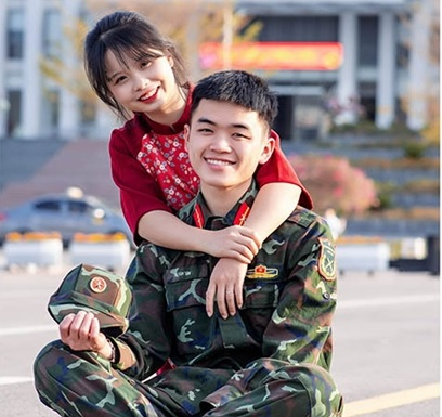 Tình yêu chiến sĩ: 1.000 ngôi sao mơ ước